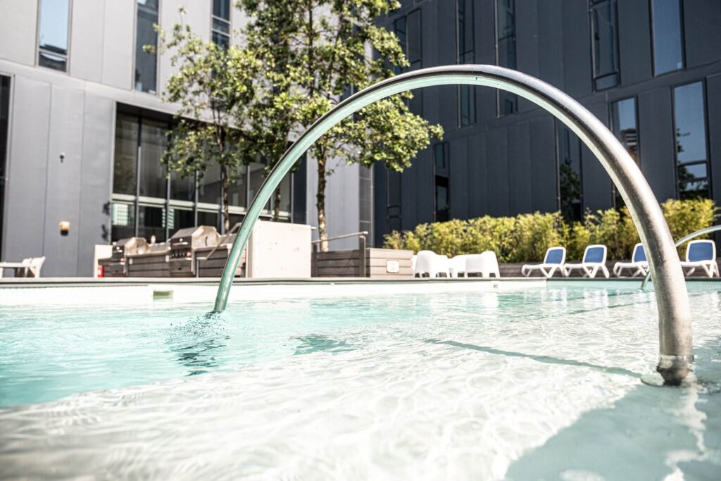 luxury new orleans apartment rental rooftop saltwater pool