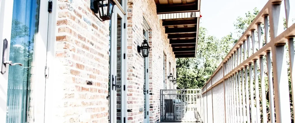 2802 Magazine New Orleans Luxury Apartments 2