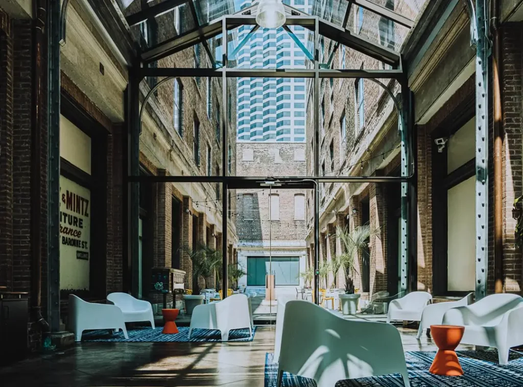 new orleans luxury apartment rental-Civic Lofts & Penthouses-courtyard-day